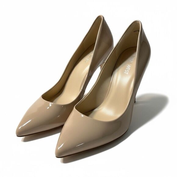 Nine West Nude Patent Leather 2.5 Inch Heels Pointy Toe Pumps Size 7.5M - Picture 1 of 6